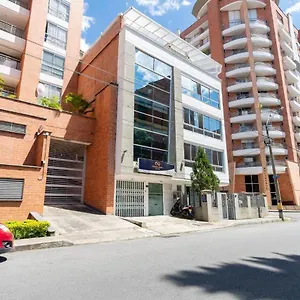 Ayenda Coliving La 78a 3* Medellin